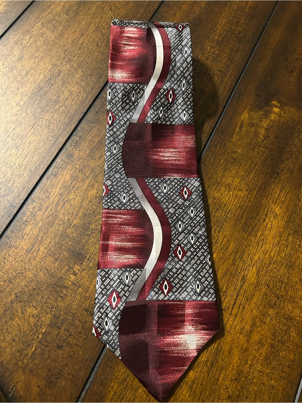 Men's Silk Gianfranco Ruffini Burgundy and Gray Geometric Woven Tie